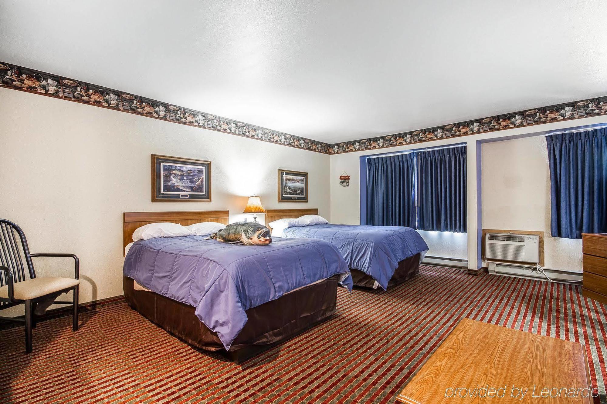 Hotel Rodeway & East Madison